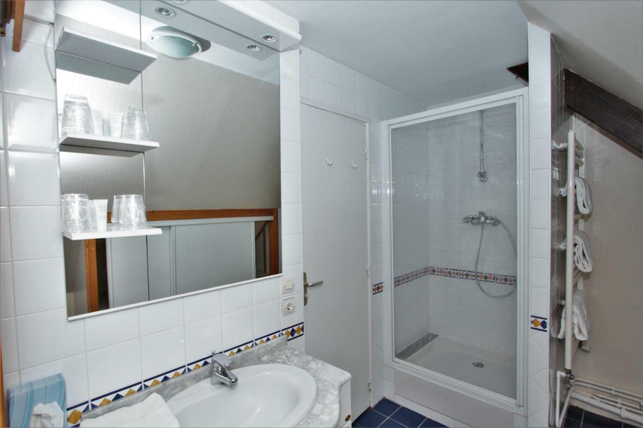 Hotel Le Regent Villers-Cotterets  Exterior photo