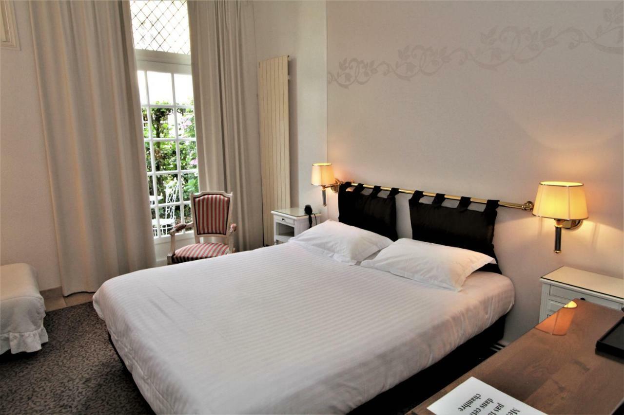 Hotel Le Regent Villers-Cotterets  Exterior photo
